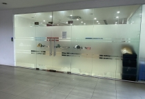 DÁN KÍNH MỜ VĂN PHÒNG