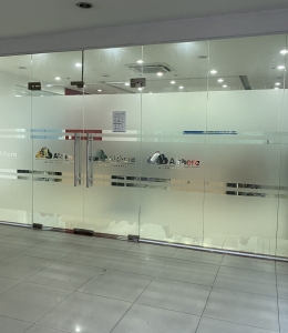 DÁN KÍNH MỜ VĂN PHÒNG