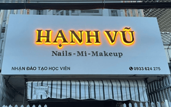 Bảng hiệu Alu cho cửa hàng mỹ phẩm tại Đồng Nai – Sang trọng, thu hút