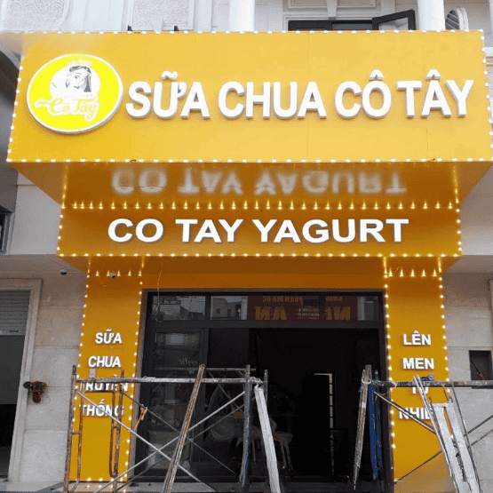 Bảng hiệu alu cho shop giày dép 