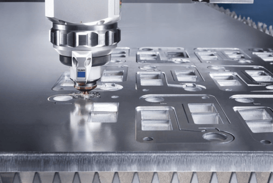 Dịch vụ cắt laser bảng hiệu alu tại đồng nai 