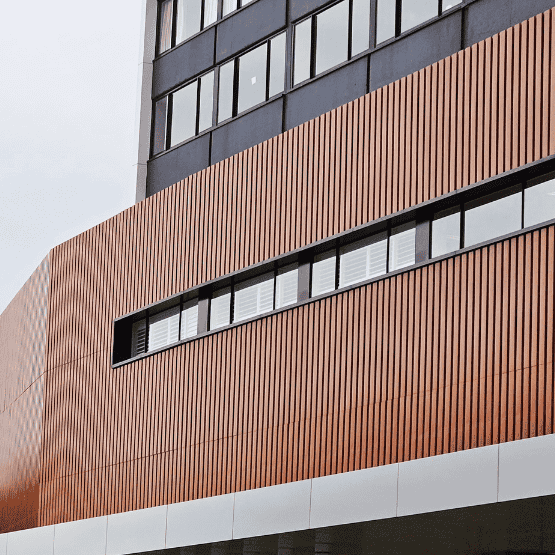 Mặt dựng trang trí Alu – Giải pháp thẩm mỹ cho mặt tiền cửa hàng