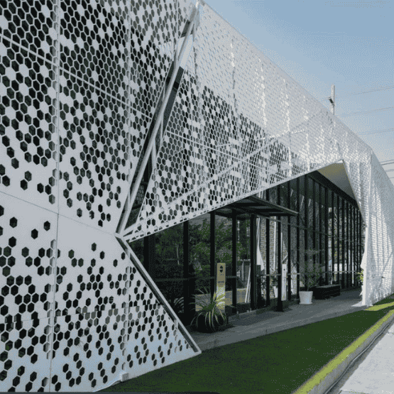 Mặt dựng trang trí Alu – Giải pháp thẩm mỹ cho mặt tiền cửa hàng